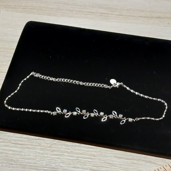 Icing Silver Tone Ivy Choker Necklace Jewelry #92 - Picture 7 of 7